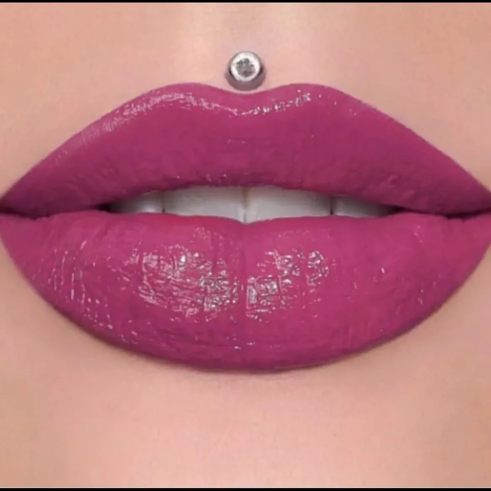 Jeffree Star Lip Gloss MORE THAN FRIENDS Supreme Gloss Pink NEW